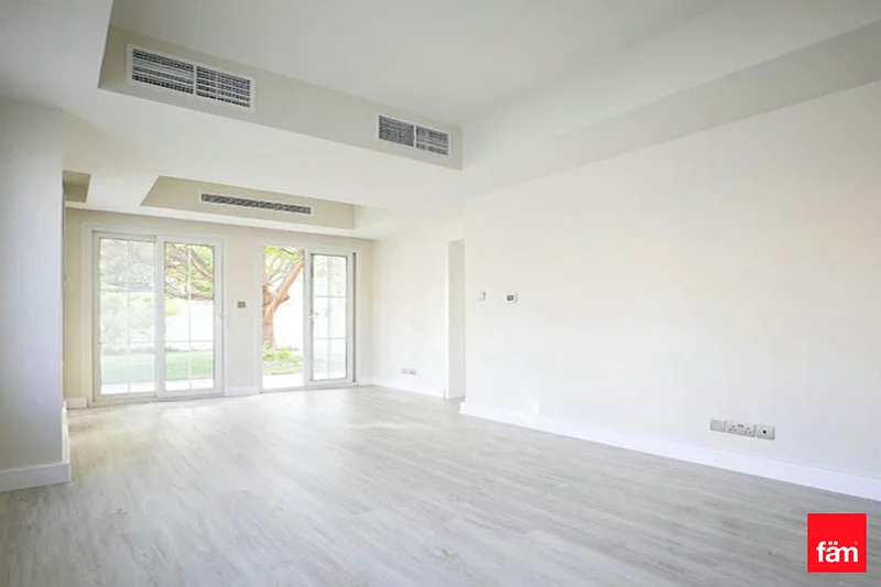 Corner Villa | Upgraded | 3BR + Study63729026176643110