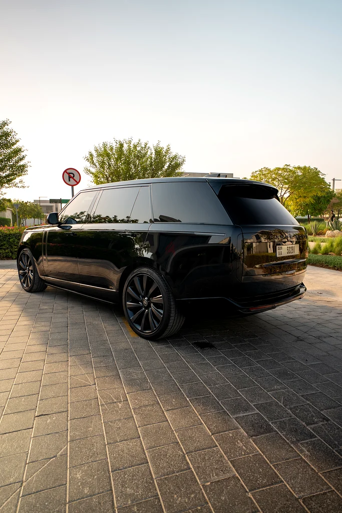 Land Rover |SV AUTOBIOGRAPHY LONG WHEEL | VIP CONFIGURATION | RARE CAR | 2023636120903550751123