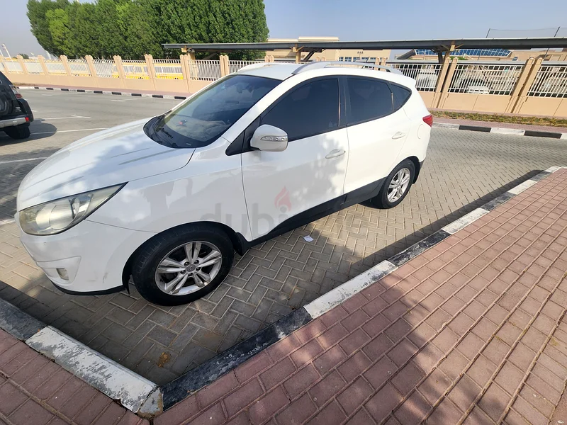Hyundai tucson good condition well maintained Exp, August 202663612086748674111