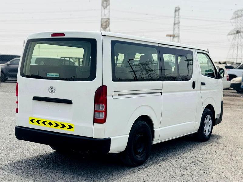 TOYOTA HIACE 14 SEATERS 201463699049444611113