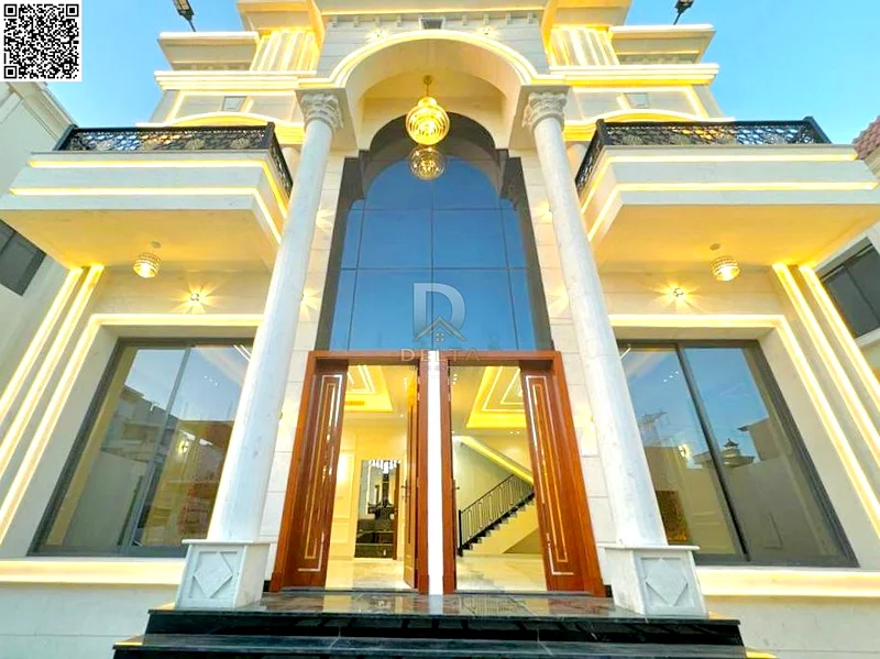 فيلا كلاسيكية أنيقة للبيع في الهيليو 2 🏡 تصميم راقٍ وموقع متميز قريب من جميع الخدمات 🛍️🏫🏥 - مثالية للعيش العائلي 💫63907375758593112