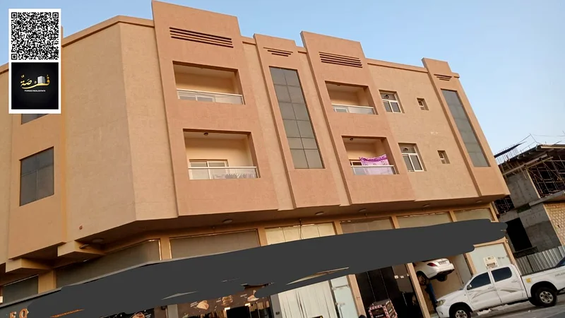 فرصة استثمارية فريدة في الجرف الصناعية 3 - عجمان، مبنى سكني وتجاري على زاوية شارعين.63868309569537112