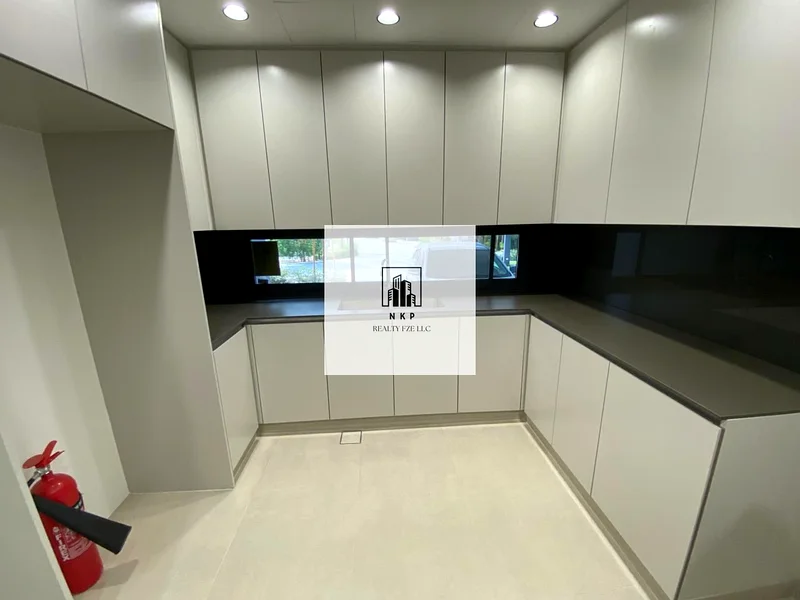 Luxurious 3bdr townhouse in Robina massar by Arada63654747081730111