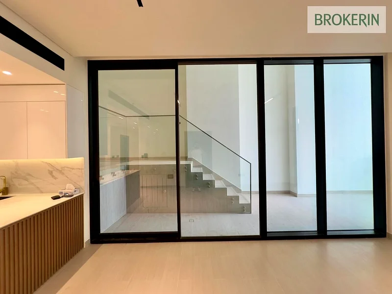 SPACIOUS +PRIVATE POOL | FIRST TENANT | HIGH FLOOR63785165855619113