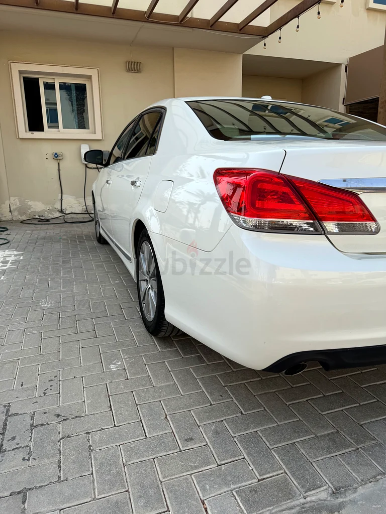 Toyota Avalon 2011 American Full Option in Excellent Condition63612447928323112