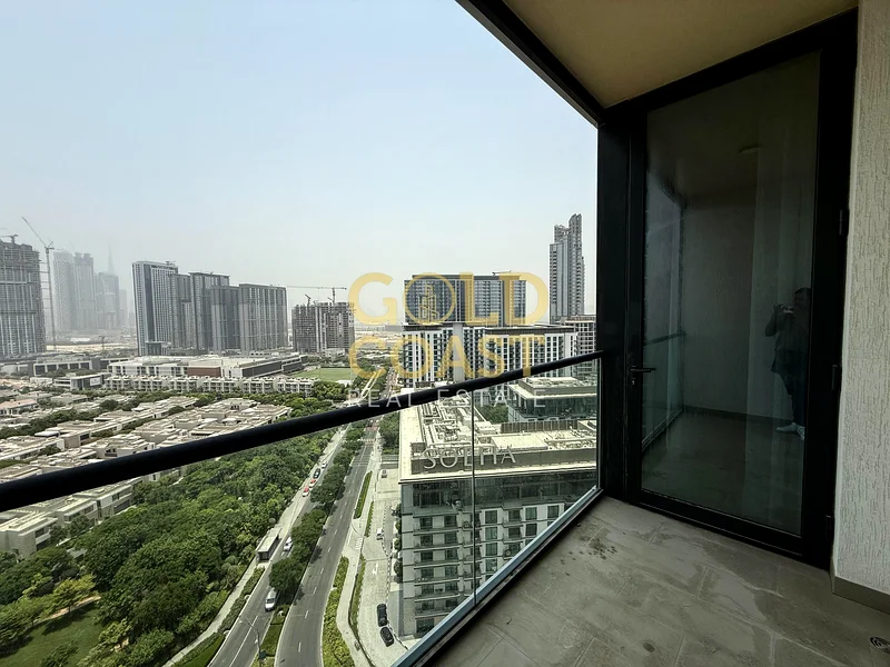 Hot Price - High-Floor 2BR in Sobha Hartland Waves | Burj Khalifa, Skyline and Lagoon Views |Vacant and Ready to Move In | Fully Fitted Kitchen64016677890305112