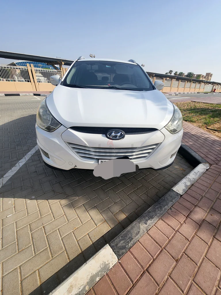 Hyundai tucson good condition well maintained Exp, August 202663612086748674110