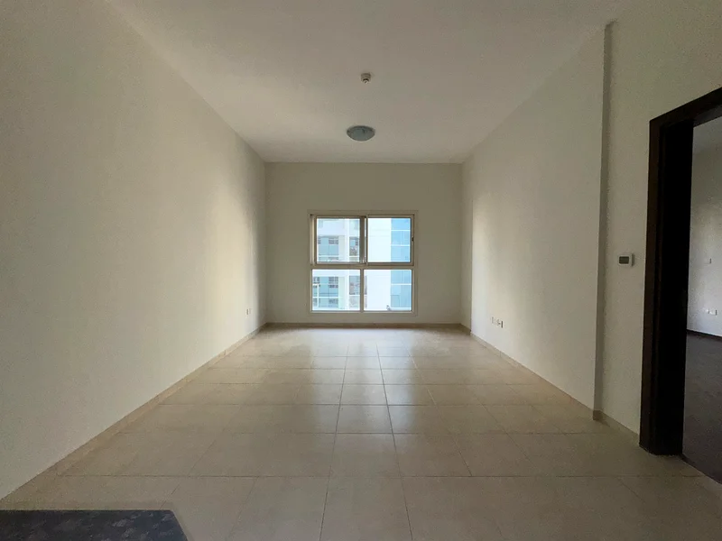 LUXURIOUS 1BHK !! SWIMMING POOL & PARKING !! READY TO MOVE63731364915203110