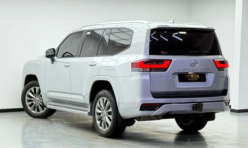 2022 Toyota Land Cruiser GXR, 2027 Toyota Warranty, 2026 Service Contract, Toyota FSH, GCC63613130104450113