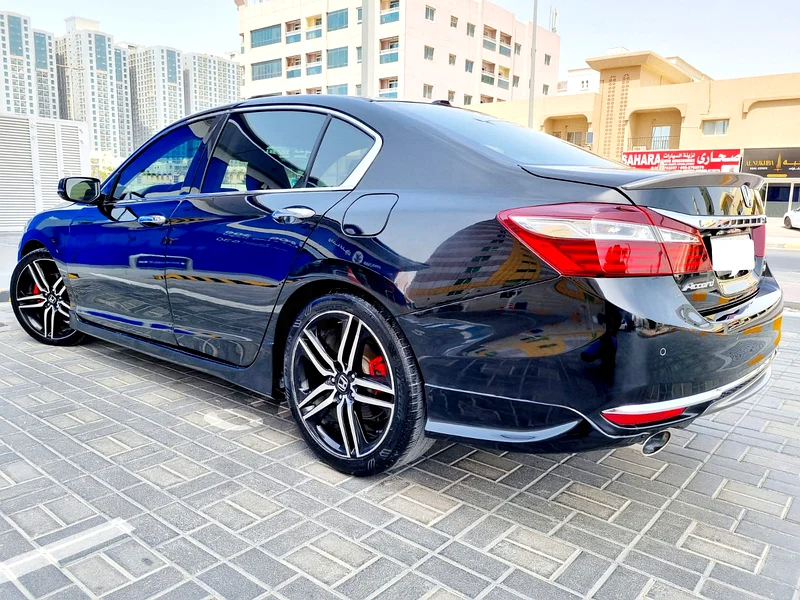 HONDA ACCORD 2016 TOURING V6 FULL O0TION63612064352642113