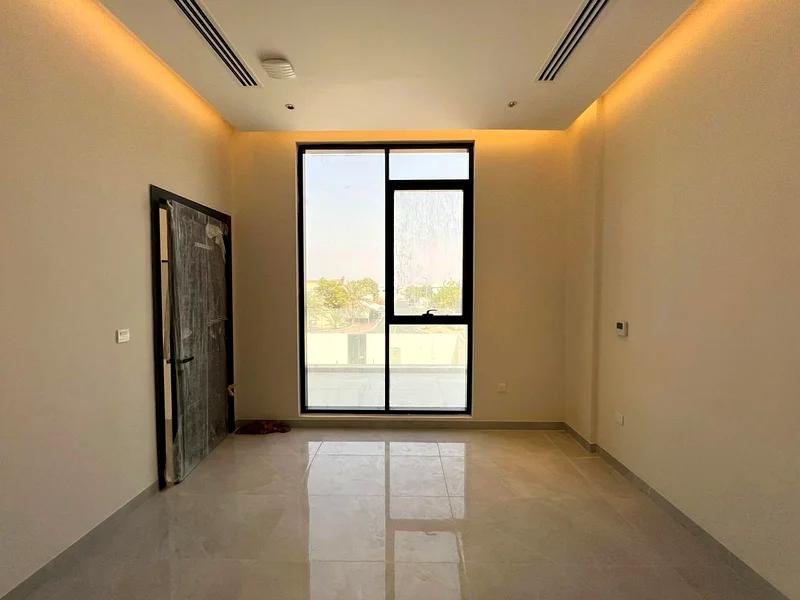 فيلا فاخرة مكونة من 4 غرف نوم للإيجار مع مسبح63730333354754113