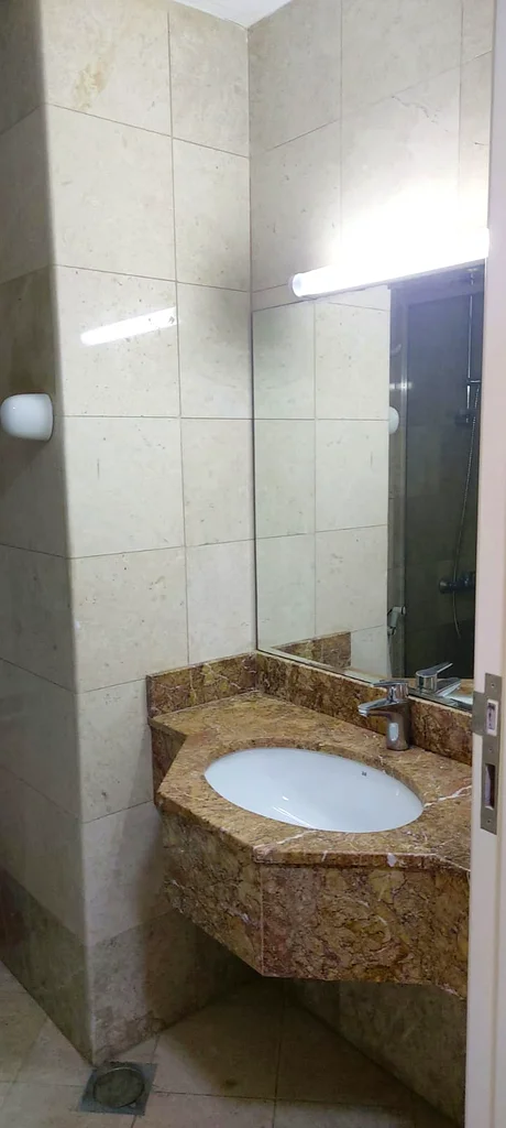 مجهز جيدًا | موقع متميز | طابق عالي63790784554115111