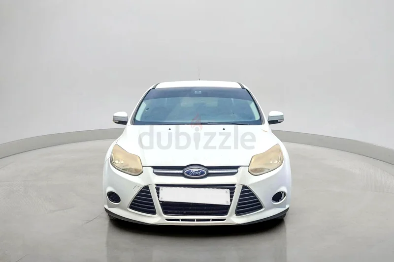 2014 Ford Focus Ambiente 1.6L | GCC Specifications63612083238914110