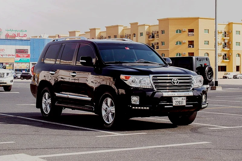 تويوتا لاند كروزر GXR 2015 بالكامل أصلي المالك الأول63613131549697113