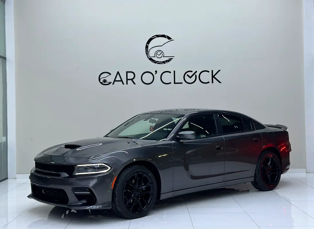 Dodge Charger 2022 — photo 1 of 10