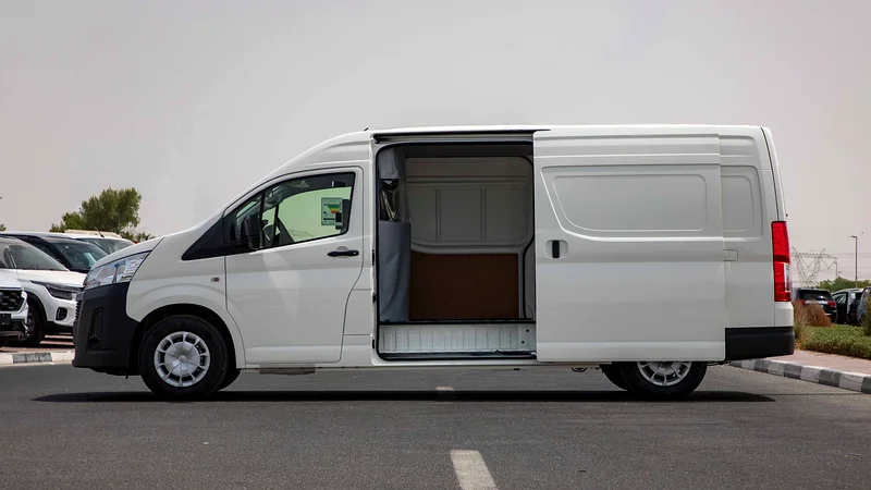تويوتا هايس TOYOTA HIACE HI ROOF/ (CARGO)/ضمان 3 سنوات/202663612448391299114