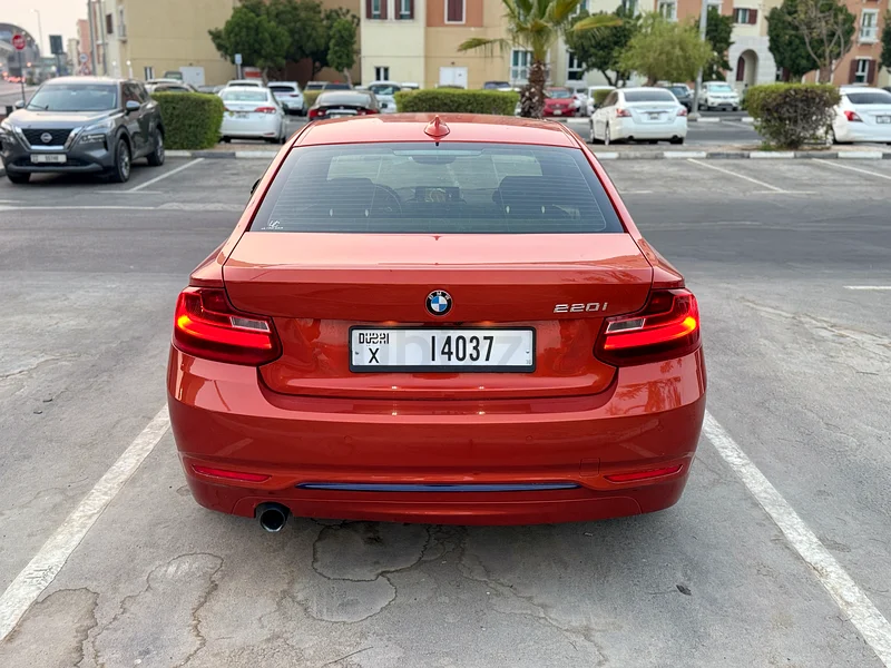 BMW 220i 201463612092233986111