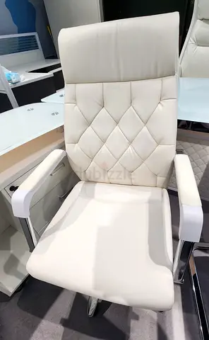 Executive leather revolving chair new