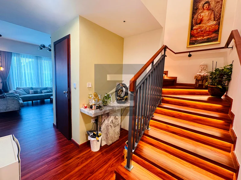 Single-Row & Corner | Highly Upgraded & Beautifully Landscaped Garden | Available 20 Sep63735762425858114