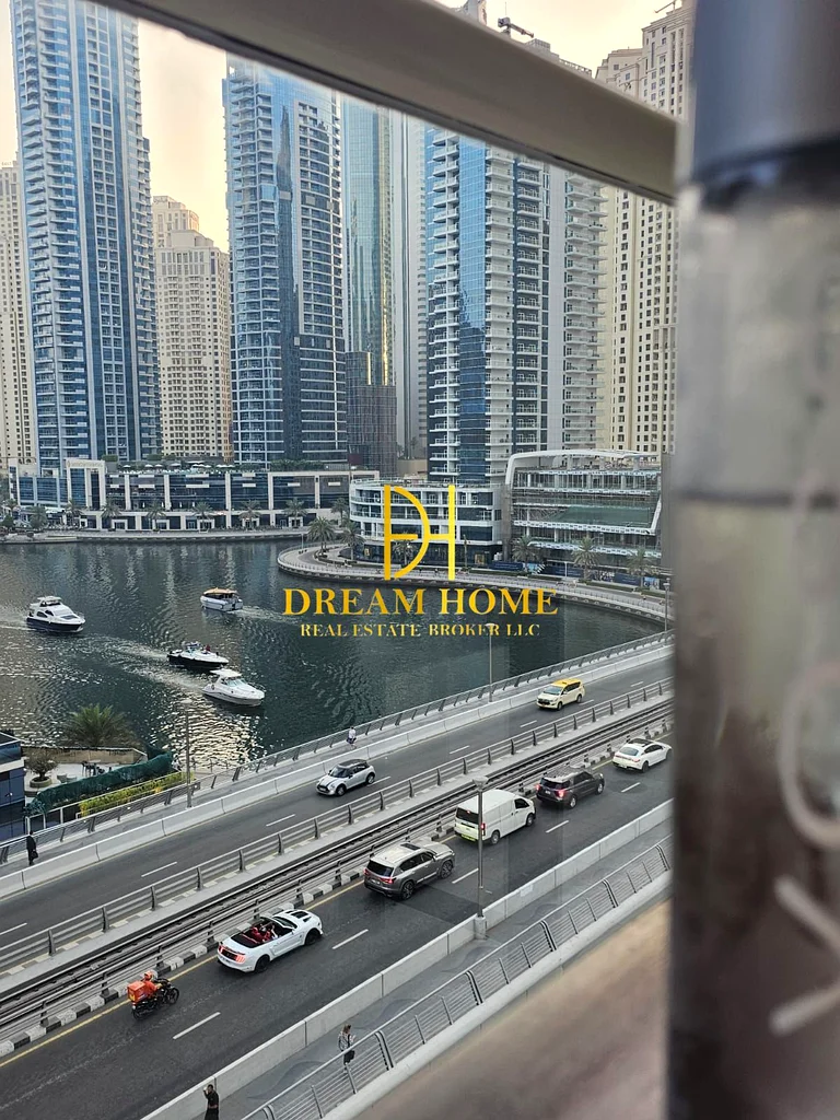 شقة بغرفة نوم واحدة واسعة في برج مارينا فيو ب | موقع متميز في دبي مارينا63776629902979110