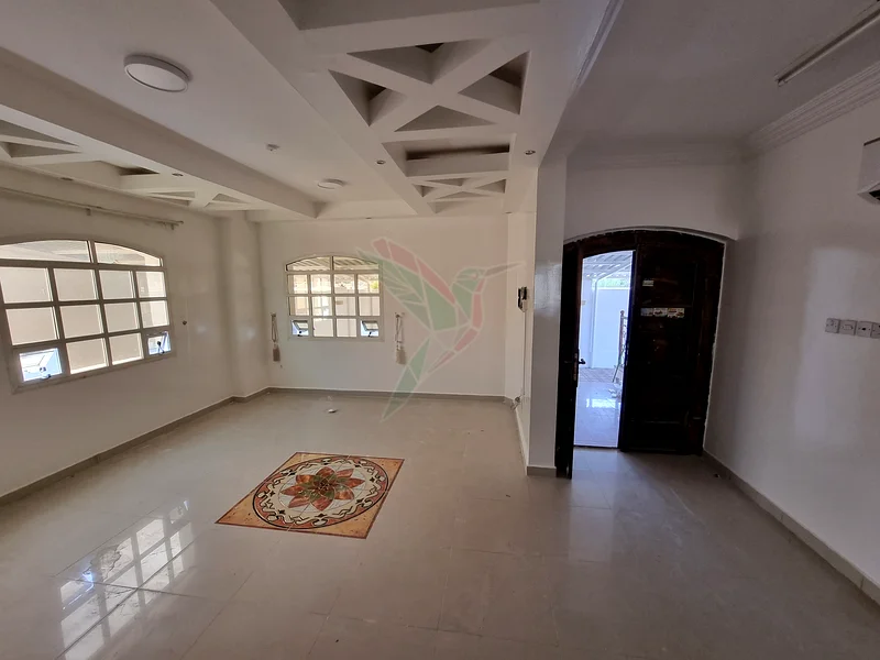فيلا مكونة من 4 غرف نوم واسعة مع مساحة خارجية كبيرة63612099773314114