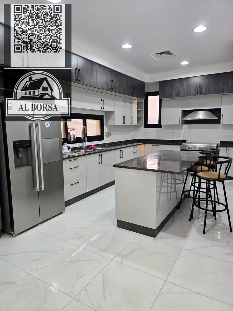 A luxurious villa for annual rent in Al Helio, with modern specifications and spacious areas, suitable for families seeking comfort and luxury. It con63612102068739112