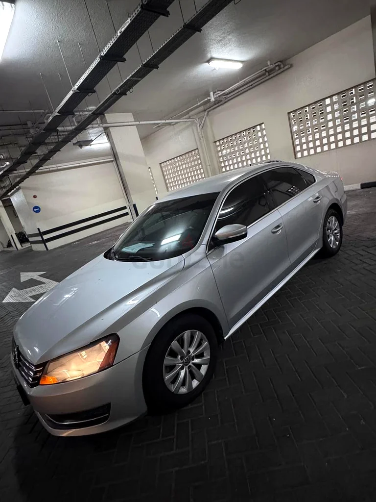 Volkswagen Passat Available in Al Karama with good price63612061739907111