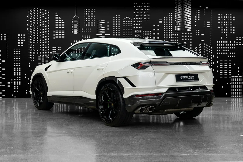 LAMBORGHINI | URUS PERFORMANTE | 2023MY | MINT CONDITION63612055773570113