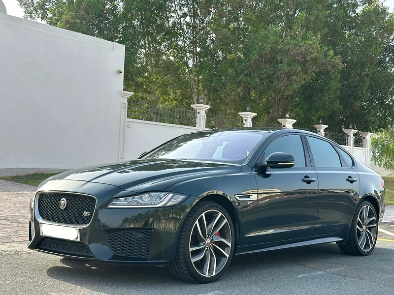 2017 Jaguar XF-S (Sport) G.C.C Spec63613735593346111