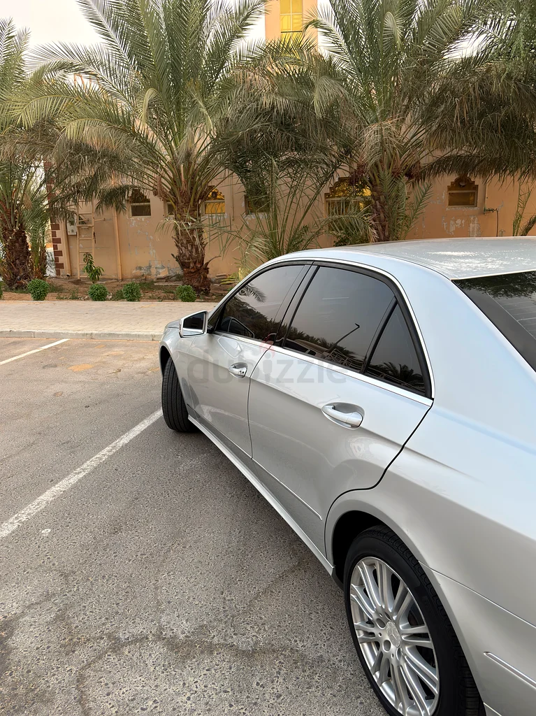 مرسيدس بنز E300 2010 | بدون حوادث | حالة ممتازة | 26.5 ألف درهم63613135129859114