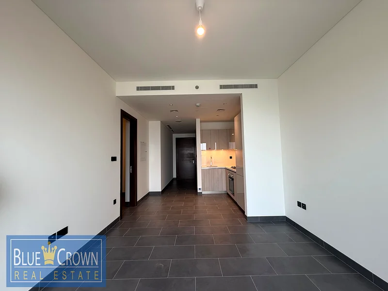 || STUNNING BURJ KHALIFA VIEW || WITH SPACIOUS STUDY ROOM ||63759649600769114