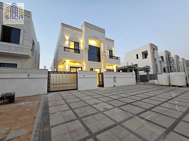 فيلا مملوكة بالكامل على شارع رئيسي / مع الماء والكهرباء / تشمل الرسوم63911300480513112
