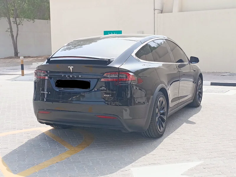 تيسلا موديل X 100D 2019 (داخلي من ألياف الكربون)63613467360515114