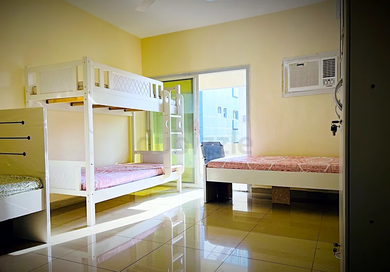 Ladies Bedspace - Burjuman63797193287427110