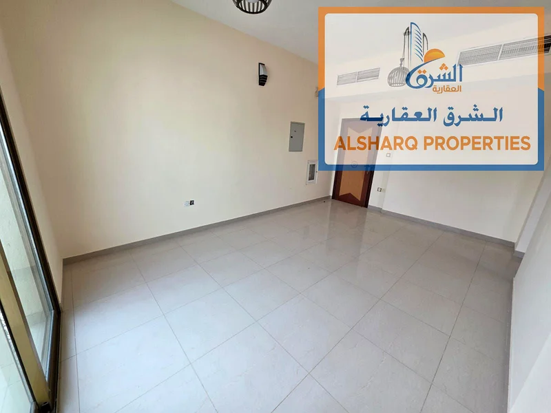 شقة بغرفة نوم واحدة للإيجار السنوي في عجمان كورنيش - مبنى جديد - موقع متميز - شرفة بإطلالة ساحرة63810725825667111
