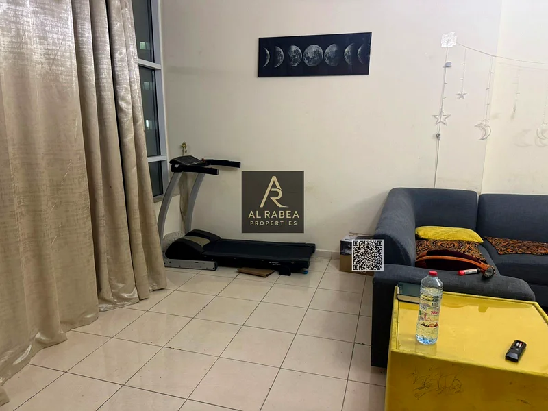 One-bedroom apartment for sale in Orient Tower B, 9th floor, with parking and swimming pool.63867044859139112