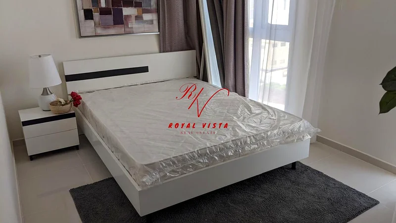 تاون هاوس فسيح بثلاث غرف خادمة في مجتمع (PACIFICA) D263748295643009111