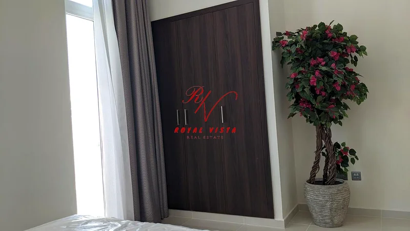 تاون هاوس فسيح بثلاث غرف خادمة في مجتمع (PACIFICA) D263748295643009114