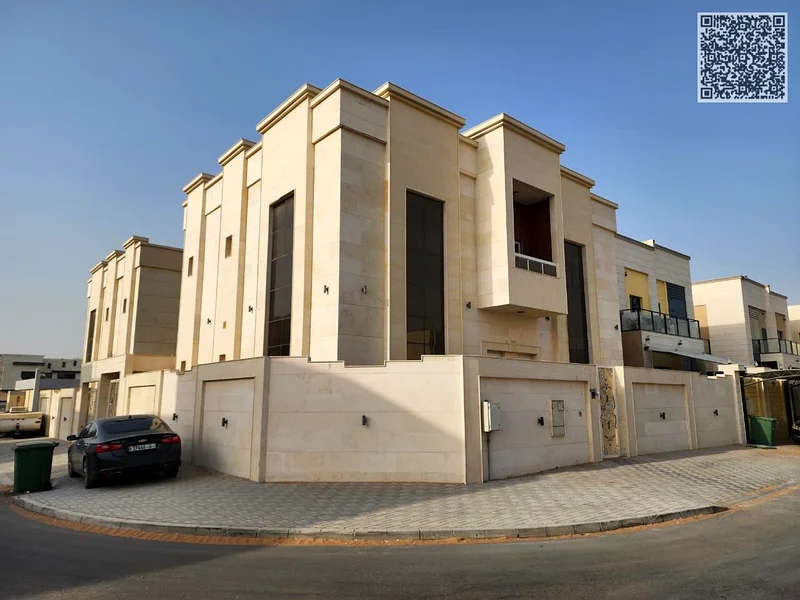 فيلا زاوية للإيجار – 5 غرف نوم رئيسية | وصول مباشر إلى E311 | تخطيط واسع63717359543299110