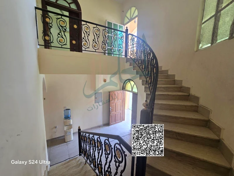 فيلا للإيجار السنوي مكونة من 6 غرف واسعة في المويجدي 3، بالقرب من جميع الخدمات.63715397686657113