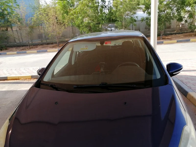 سيارة بيجو 208 هاتشباك مستعملة بحالة جيدة وبسعر مناسب، أوتوماتيكية بالكامل.63613735056131113