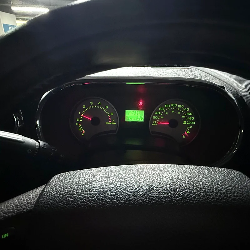 Ford explorer 2009 GCC specs only 1200063613737069441111
