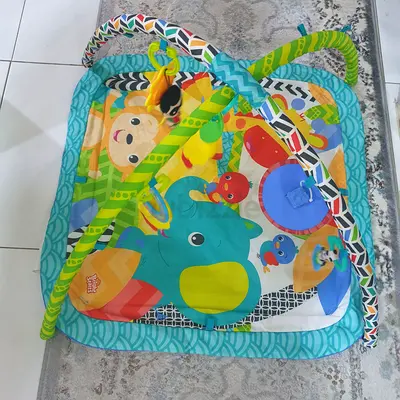 Colorful Baby Play Gym - Perfect for Development and Fun!