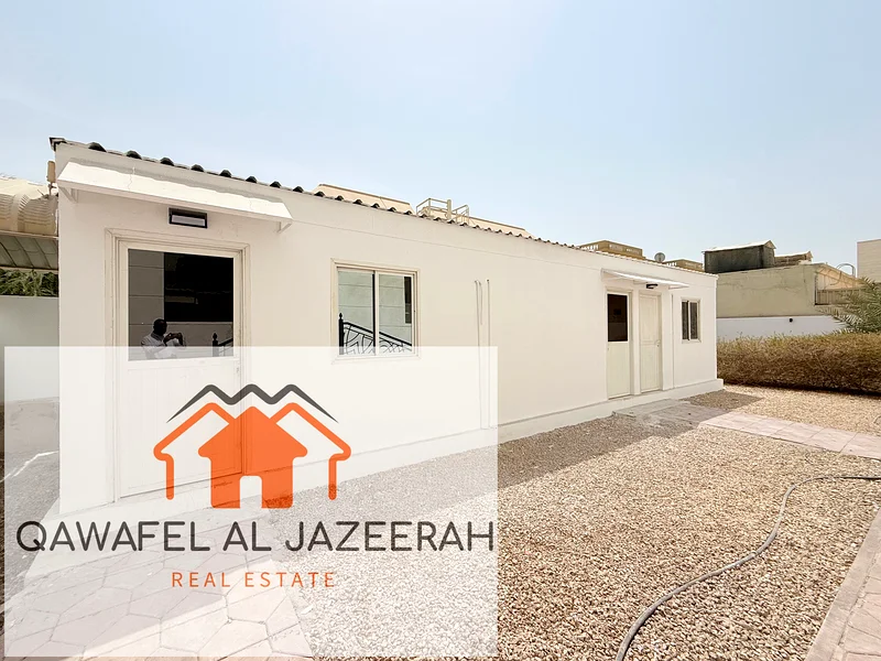 فيلا بمنطقة مميزة للإيجار في المزهر (5 غرف نوم + صالة + حديقة + غرفة خدمة)63654979018241114
