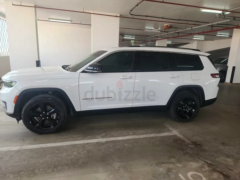 جيب جراند شيروكي تحت ضمان العفيفي بدون أي حادث63612070824322111