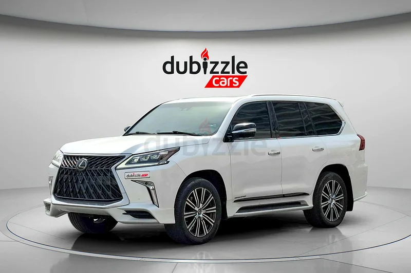 AED 4103/month | 2018 Lexus LX570 Platinum | GCC Specs | Ref#36301363612073564291111