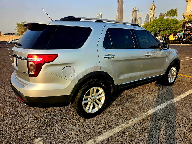 Ford Explorer XLT 2014 GCC63613463625217112