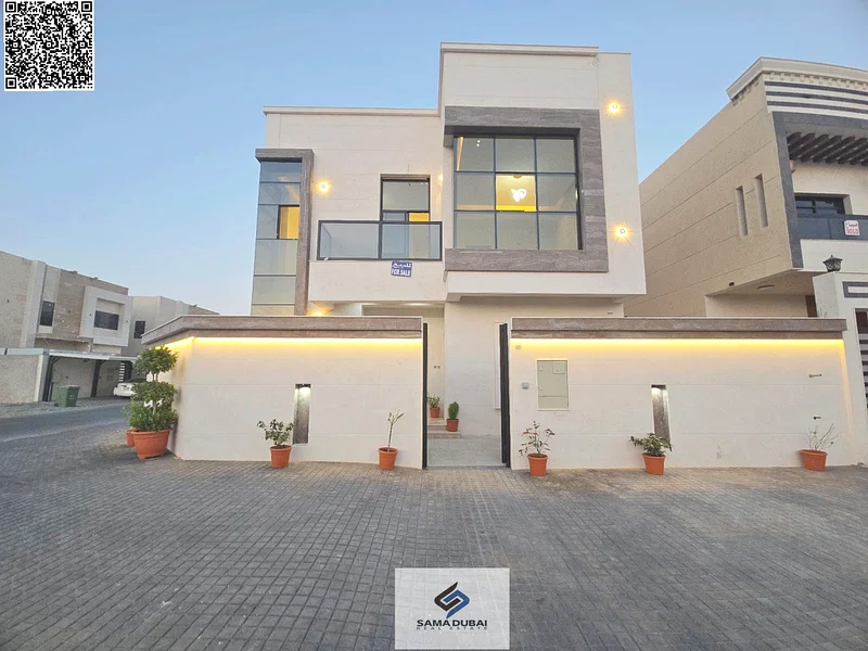 For sale, a villa in Al Helio, Ajman, 5 master bedrooms, a living room and a hall, at an attractive price. It is distinguished by its strategic locati63913545185793112