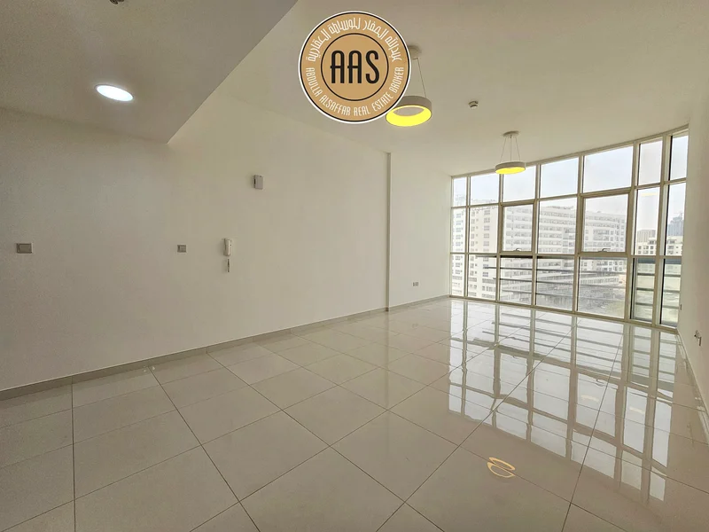 Chiller Free Luxury One Bedroom Apartment with All Amenities63764786202881113
