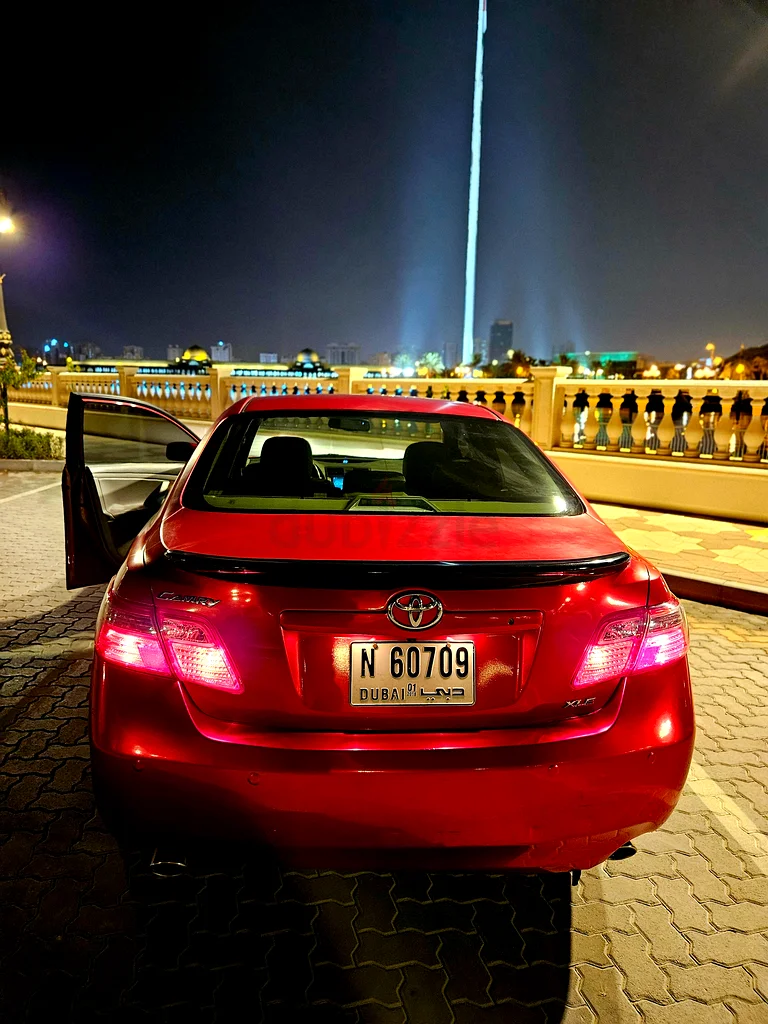 كامري تويوتا V6 كاملة الخيارات بحالة جيدة عام 200763612450054915114